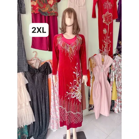 Áo dài nhung đính kết sang trọng