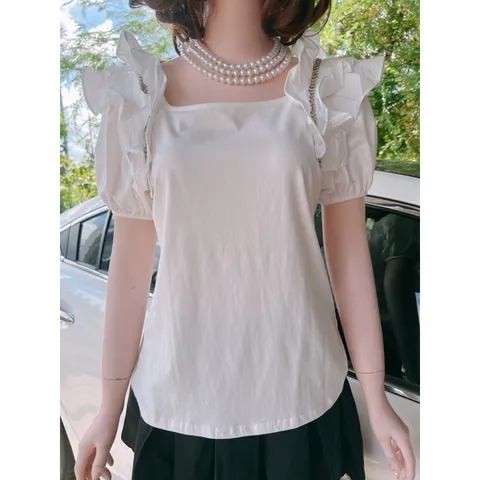 Set áo tay cách điệu + chân váy  Giá 290k/ cả set Áo 150k Chân váy 150k Hàng có sẵn giao ngay