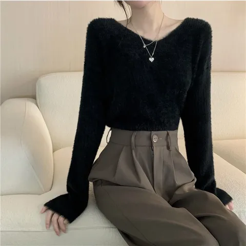 Áo Cổ Tròn Tay Dài Dáng Rộng Màu Trơn Hàng có sẵn giao ngay Giá 190k
