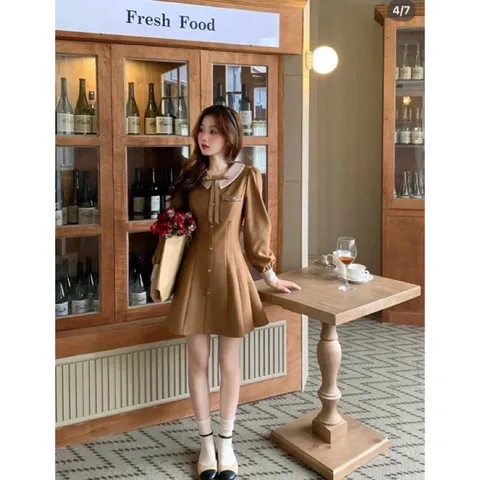 ĐẦM NÂU CỔ BẺ TAY DÀI VIỀN NƠ NGỰC [kèm ảnh thật ] Giá 290k Hàng có sẵn giao ngay
