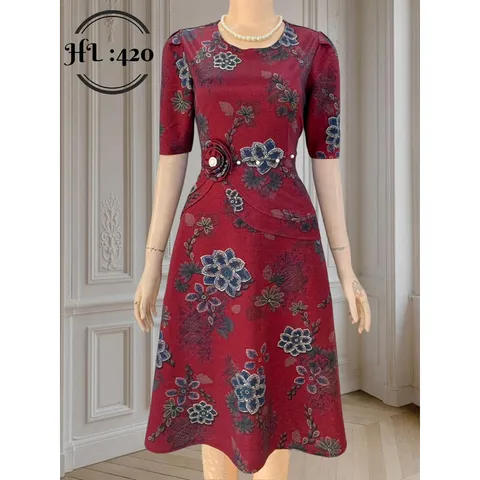 Đầm  họa tiết đẹp! Chất liệu : jean 2za mềm mát  Free size  Giá 330k Hàng coa sẵn giao ngay