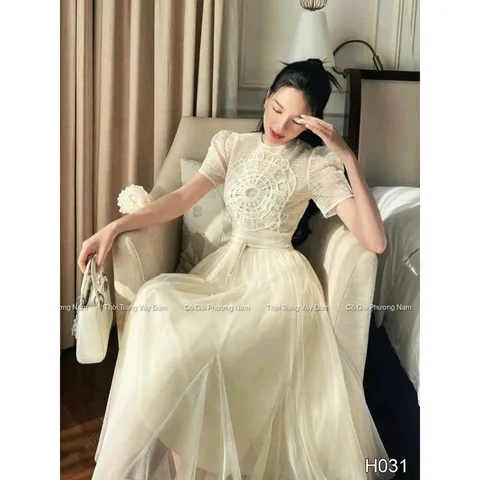 Đầm xòe midi voan lưới cổ tròn tay phồng phối ren họa tiết dây eo Giá 350k Hàng có sẵn giao ngay