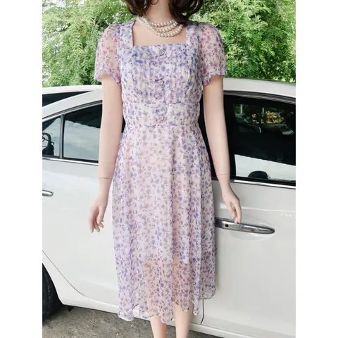 Đầm hoa tím đúp lót 2 lớp Giá 290k Hàng có sẵn giao ngay Dây kéo phía sau liên hệ 090.8699113 chuyên hàng thiết kế