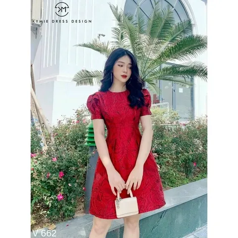 ĐẦM GẤM HOA PHỒNG TAY Giá 290k Hàng có sẵn giao ngay Bên trong có đúp lót siêu xịn