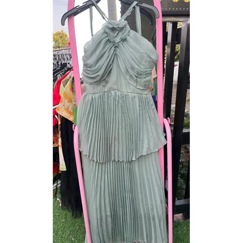 Đầm Dài Hai Dây Dáng Ôm Màu Xanh mint Xinh Đẹp  Giá 290k Hàng y hình, có sẵn giao ngay S Bao đẹp