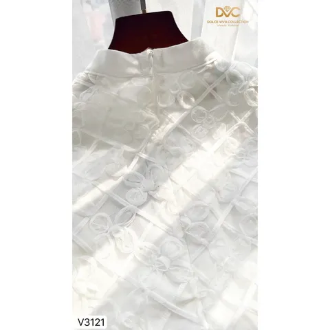VÁY TRẮNG XOÈ TẦNG KÈM ĐAI  Hàng cao cấp DVC Giá 390k Hàng có sẵn giao ngay