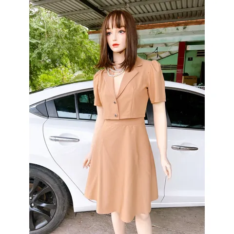 Set áo vest + chân váy Hàng siêu đẹp Hàng có sẵn giao ngay Giá 320k/ cả set Màu da