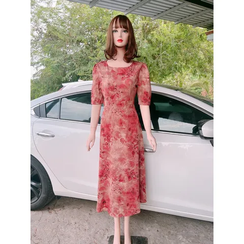 Đầm hoạ tiết loang siêu sang Giá 290k Size to dưới 70kg Hàng có sẵn giao ngay Dây kéo phía sau