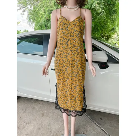 💞Đầm  hoa nhí phối ren   💞Giá: 250k 💞Freesize 58kg trở xuống 💞Hàng có sẵn giao ngay
