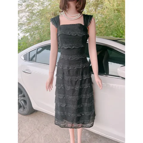 Đầm ren màu đen tầng Giá 380k Chất liệu ren cao cấp Hàng có sẵn giao ngay L