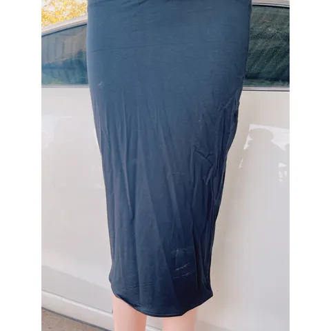 Chân váy đen Dễ phối đồ  Chất liệu thun cotton co giãn Giá 140k Hàng có sẵn giao ngay
