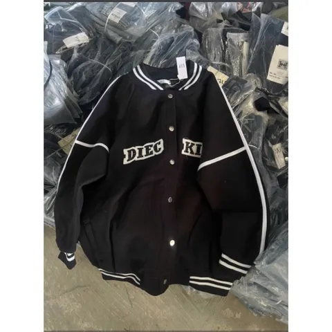 Áo khoác bomber nam nữ đêu mặc đẹp, viền tay form rộng siêu hot Giá 220k Hàng có sẵn giao ngay