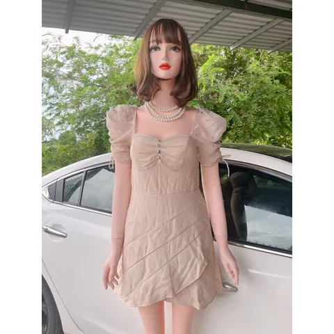 Đầm màu nude , hàng đúp lót 2 lớp Hàng có sẵn giao ngay Giá 250k Size SM