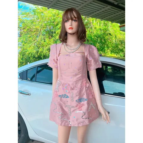 Đầm đính kết siêu đẹp Giá 390k Hàng có sẵn giao ngay