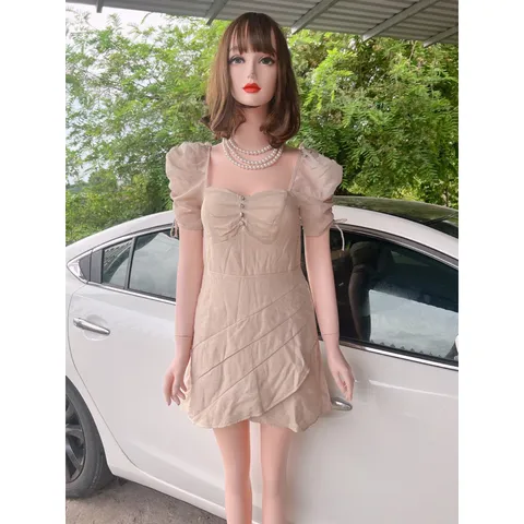 Đầm màu nude , hàng đúp lót 2 lớp Hàng có sẵn giao ngay Giá 250k Size SM