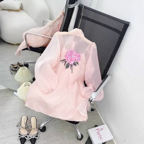 Đầm hồng siêu đẹp Có lót bên trong Giá 290k Hàng có sẵn giao ngay