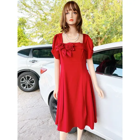 Đầm đỏ đính hoa siêu đẹp Giá 299k Hàng có sẵn giao ngay 3XL Hàng đẹp cao cấp