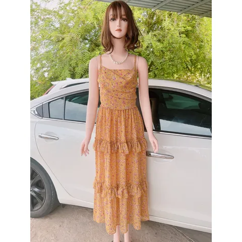 Đầm hoa 2 dây phía sau có bo chun co giãn dễ chịu Hàng có sẵn giao ngay Giá 290k Hàng ko nhăn