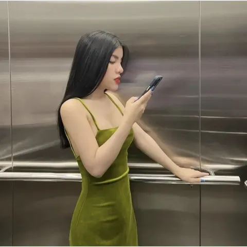 Đầm nhung thiết kế đi tiệc đi chơi sang trọng Giá 290k Hàng nhung cao cấp