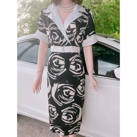 Đầm cổ vest siêu đẹp Giá 320k Hàng có sẵn giao ngay L