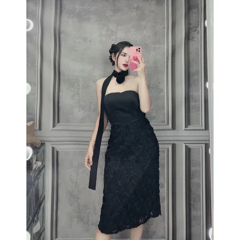 Đầm ống cúp phối váy hoa nổi kèm dây cổ Giá 290k Hàng có sẵn giao ngay Chất liệu ren