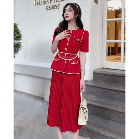 Set áo + chân vaý siêu đẹp Giá 320k set Hàng có sẵn giao ngay Chất liệu siêu đẹp