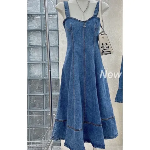 Yếm bò dài đầm jean hai dây dáng xòe phong cách hàn quốc Giá 290k Hàng có sẵn giao ngay