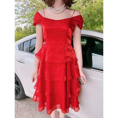 Đầm đỏ tầng siêu đẹp Giá 290k Hàng có sẵn giao ngay Hàng siêu đẹp