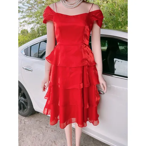 Đầm đỏ tầng siêu đẹp Giá 290k Hàng có sẵn giao ngay Hàng siêu đẹp
