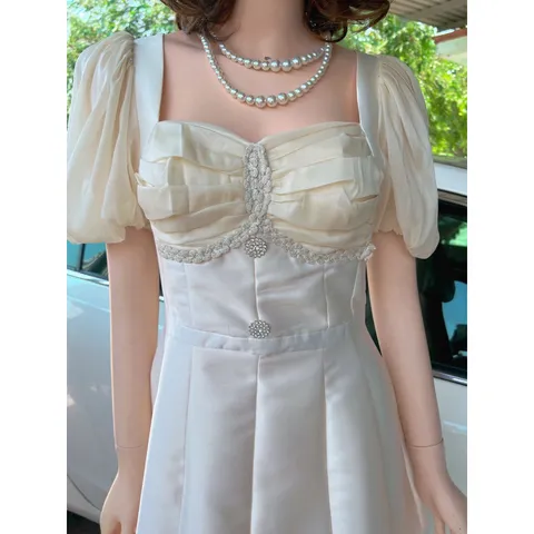 Đầm tapta xịn  Hàng có sẵn giao ngay M Màu kem Giá 299k