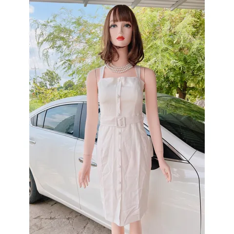 Đầm trắng đính nút Giá 250k Hàng có sẵn giao ngay