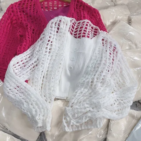Set áo dây + áo khoac ngoài Giá 220k/ set Hang có sẵn giao ngay Chất liệu len đẹp