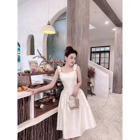 Váy tafta đính ngọc đầm thiết kế cao cấp Giá 290k Hang có sẵn giao ngay L Màu kem và trắng