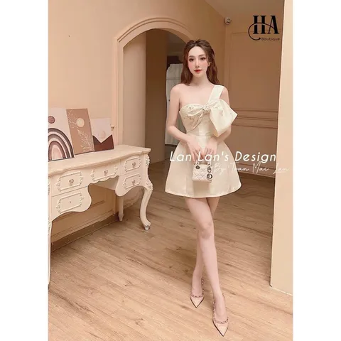 ĐẦM THIẾT KẾ MÀU HỒNG KÈM HÌNH THẬT. MÀU HỒNG.  Kèm hình thật cuối trải sàn S Giá 290k