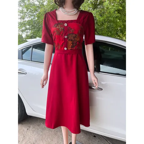 Đầm Họa Tiết Sang Trọng Đi Làm Đi Tiệc siêu đẹp Giá 299k Hàng có sẵn giao ngay Màu đỏ đô