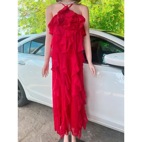 Đầm yếm maxi màu đỏ Hàng có sẵn giao ngay S Hàng chính chủ C  Giá 299k Hàng đúp lót 2 lớp