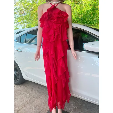Đầm yếm maxi màu đỏ Hàng có sẵn giao ngay S Hàng chính chủ C  Giá 299k Hàng đúp lót 2 lớp