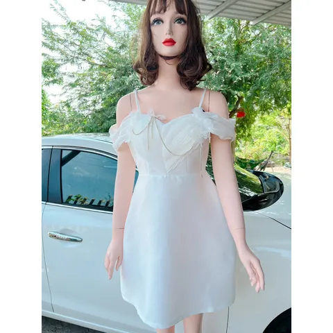 Đầm trễ vai đính kết siêu sang chảnh Hàng có sẵn giao ngay M Màu trắng  Giá 350k