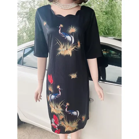 Đầm suông in 3D Hàng có sẵn giao ngay Co giãn dễ chịu Giá 290k Chất liệu thun umi