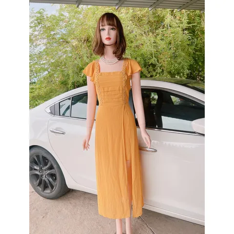 Đầm dáng dài xẻ tà đính đá Hàng có sẵn giao ngay Maù vàng Chất liệu voan 2 lớp Đính đá Giá 290k