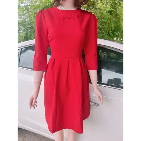 Đầm đỏ tay lỡ kết nơ Hàng có sẵn giao ngay Giá 290k Màu đỏ