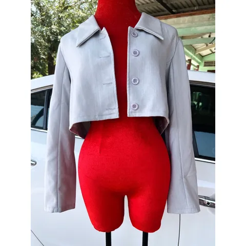 Áo ccroptop cổ vest  Giá 190k Hàng cao cấp Màu xanh da trời
