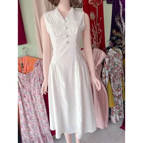 Đầm trắng như hình Giá 290k Hàng có sẵn giao ngay Hàng đường may đẹp, kỹ, đúng mô tả.  100% sử dụng hình ảnh thật của s