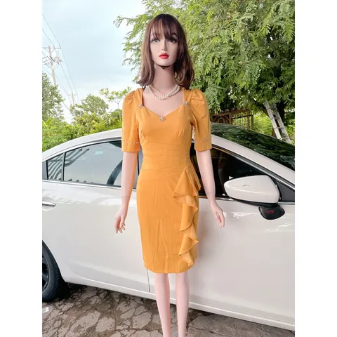 ĐẦM đính Ngọc SANG TRỌNG Hàng có sẵn giao ngay SML Giá  290k Chất liệu umi co giãn dễ mặc