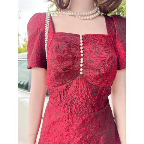 Đầm gấm tay phồng cổ vuông đính Ngọc Hàng có sẵn giao ngay  Giá 299k Size SM Hàng cao cấp