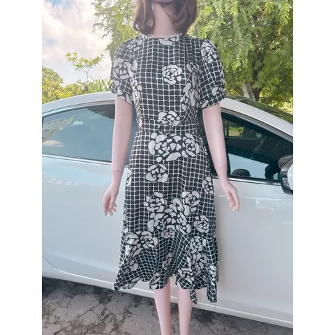 Đầm lụa siêu đẹp  Giá 400k Hàng có sẵn giao ngay XL Chất liệu lụa siêu đẹp, nhẹ, không nhăn, không rút, mềm mát Có đủ
