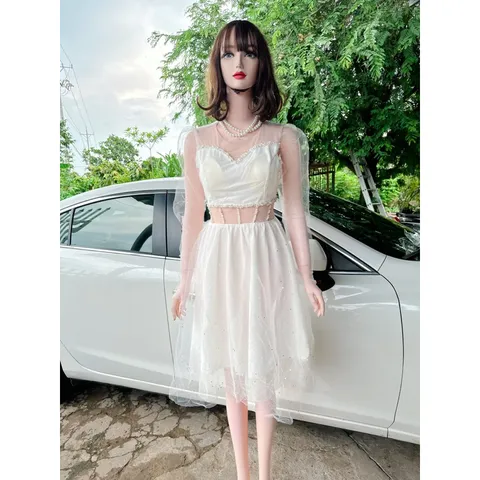 ĐẦM XOÈ TAY dài KIM TUYẾN ĐÍNH CƯỜM CAO cấp  Hàng có sẵn giao ngay  Giá 299k Có sẵn mút ngực  Đúp lót 2 lớp