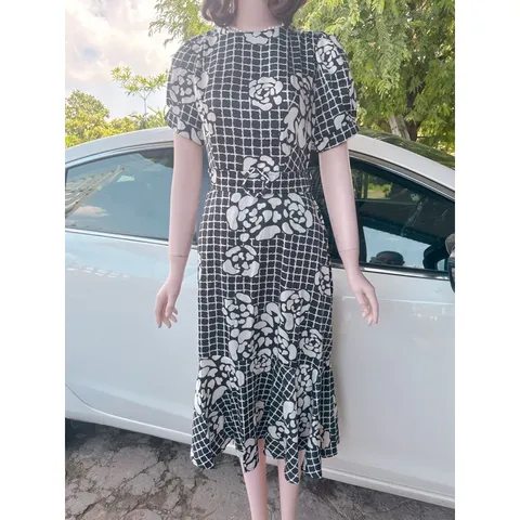 Đầm lụa siêu đẹp  Giá 400k Hàng có sẵn giao ngay XL Chất liệu lụa siêu đẹp, nhẹ, không nhăn, không rút, mềm mát Có đủ