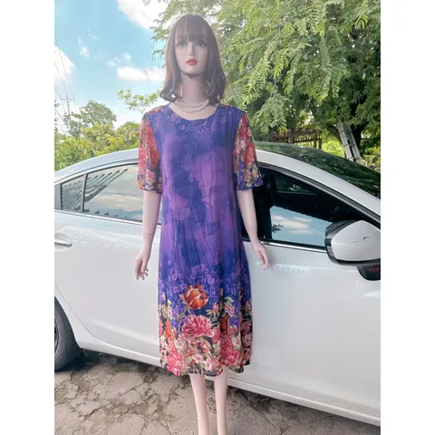 Đầm trung niên - voan chifffon họa tiết hoa tím+ kèm dây buộc eo  Hàng có sẵn giao ngay  Giá 290k Đúp lót 2 lớp