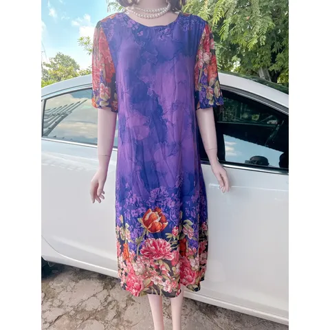 Đầm trung niên - voan chifffon họa tiết hoa tím+ kèm dây buộc eo  Hàng có sẵn giao ngay  Giá 290k Đúp lót 2 lớp